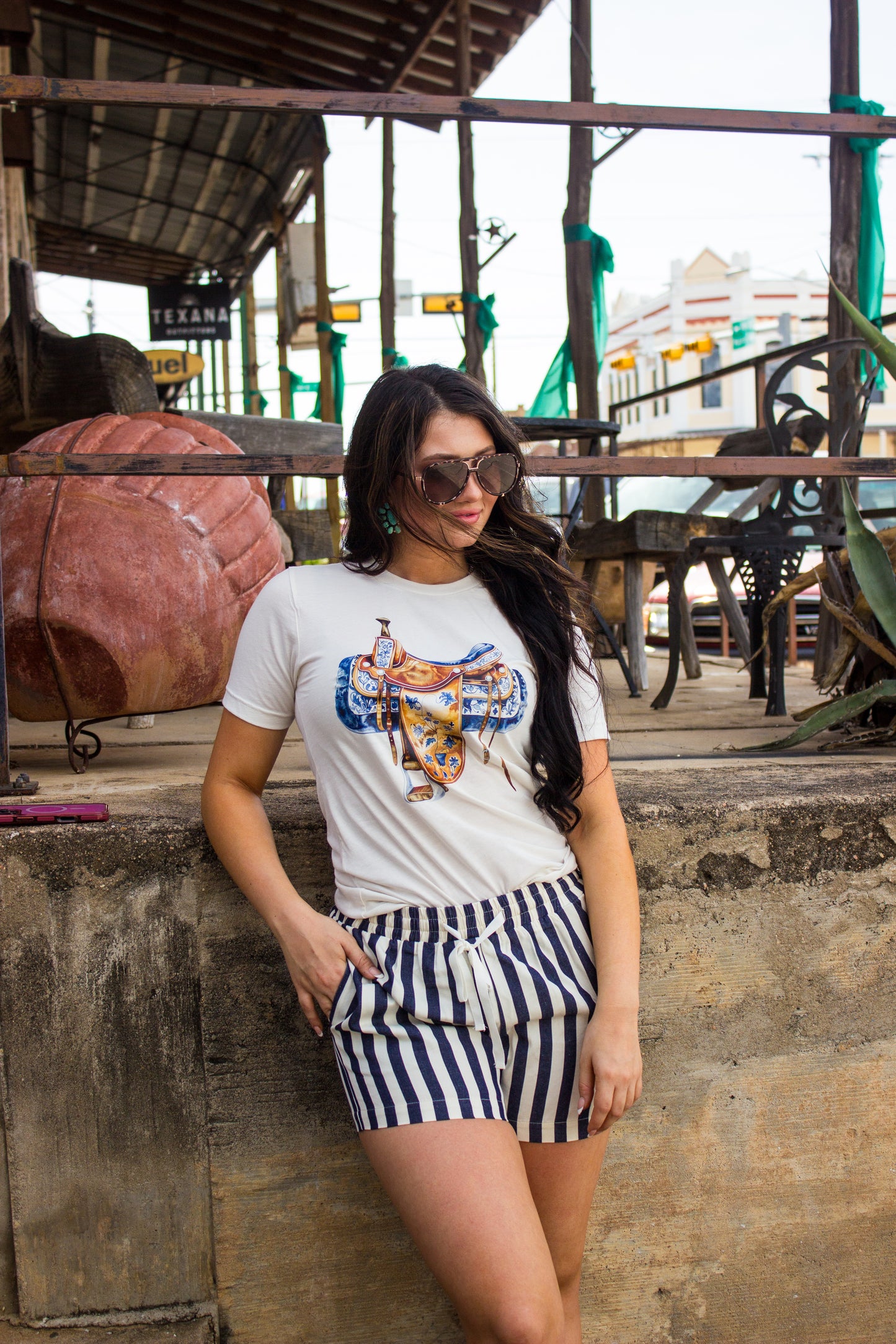 Fancy Saddle Tee