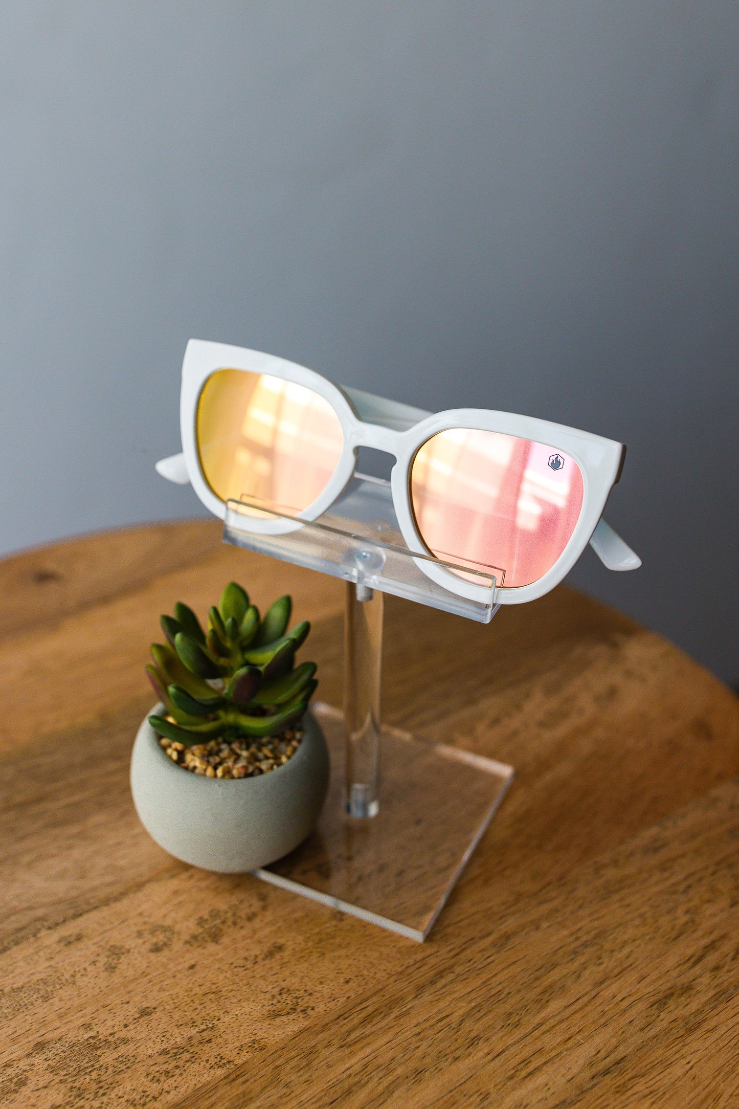 American Bonfire Darlin' Sunglasses in White